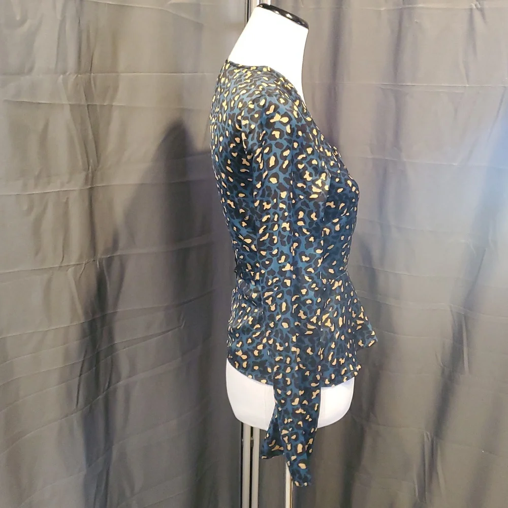 BCBGeneration Stylish Women's Wrap Top - Blue and Gold SZ XXS - Picture 3 of 7
